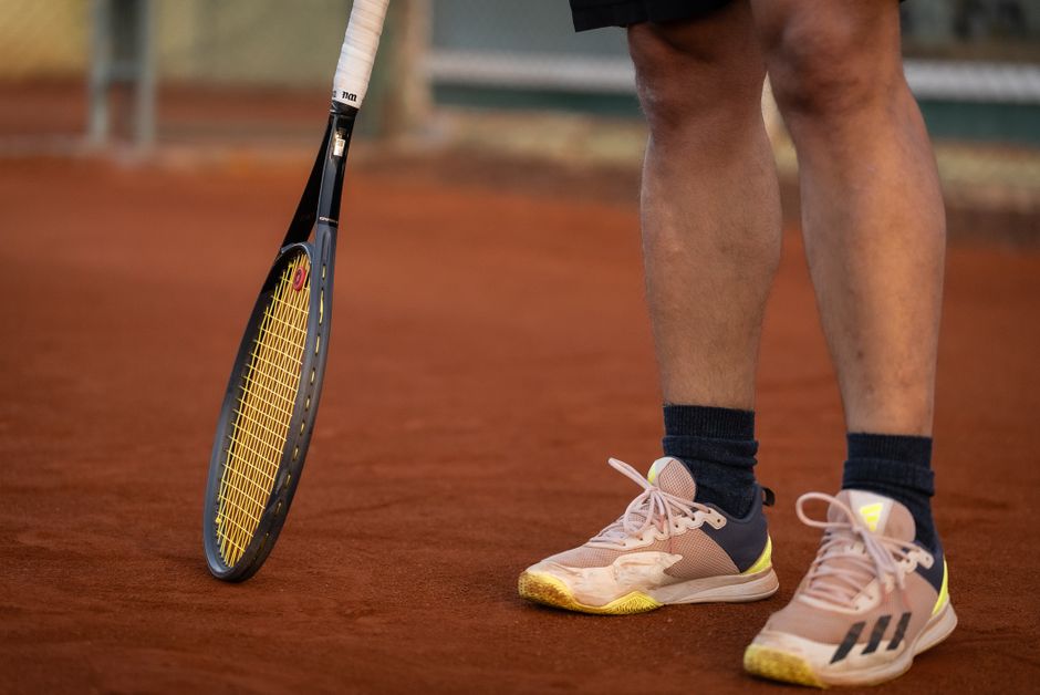 Court shoes for pickleball